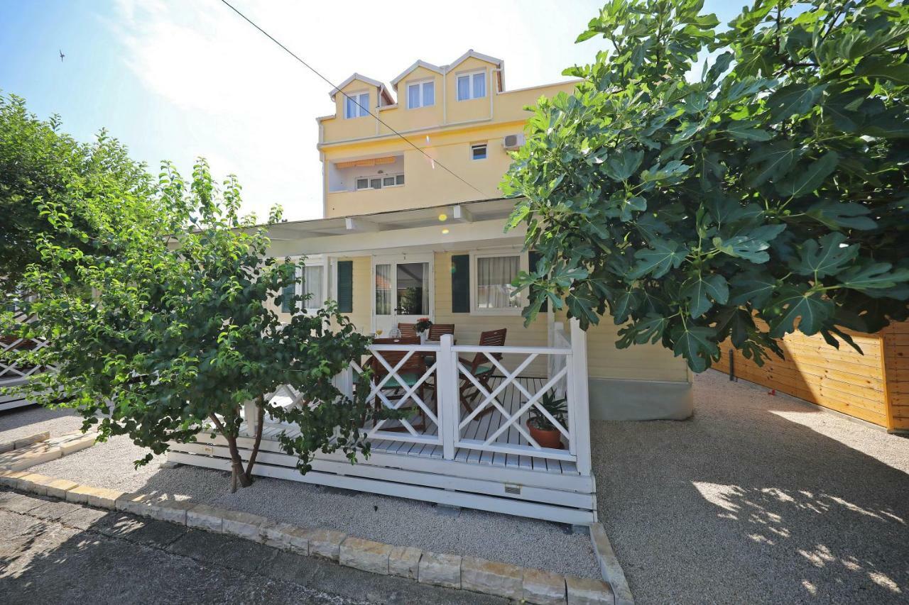 Lavender Mobile Houses Pakostane Exterior photo